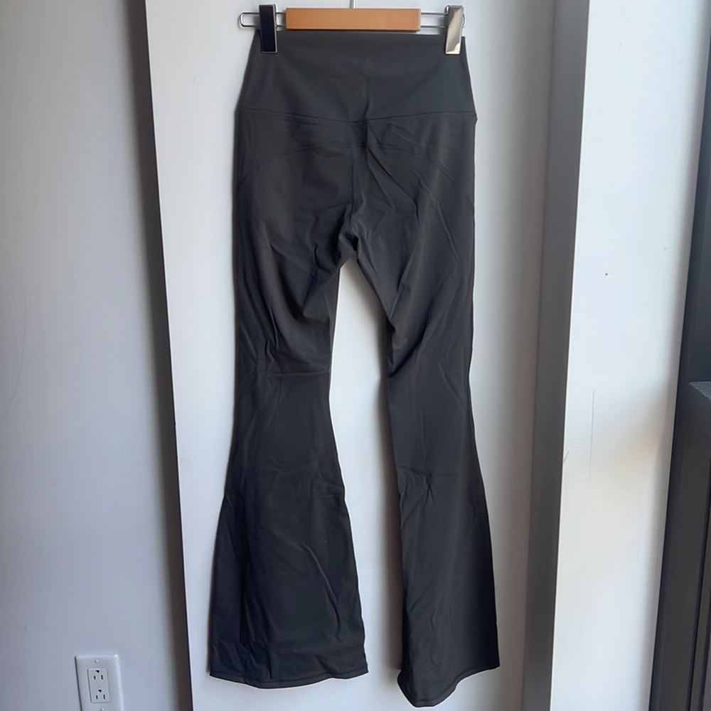 Flare legging - Picture 2 of 2